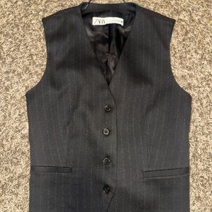 Zara Women’s Charcoal Striped Vest